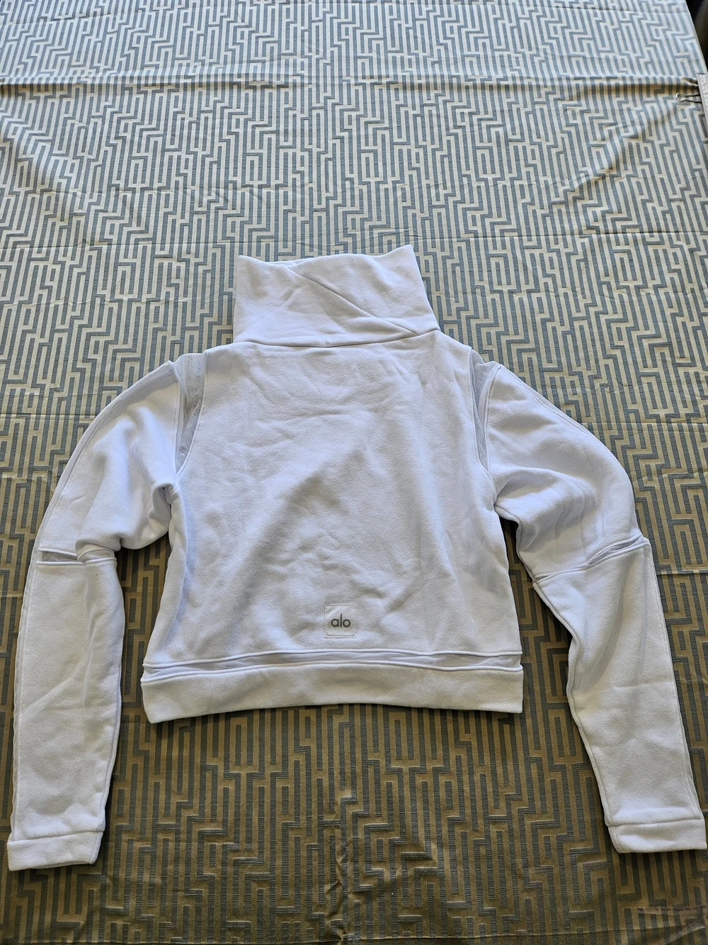 ALO Yoga Advance Long Sleeve Mesh Turtleneck Top